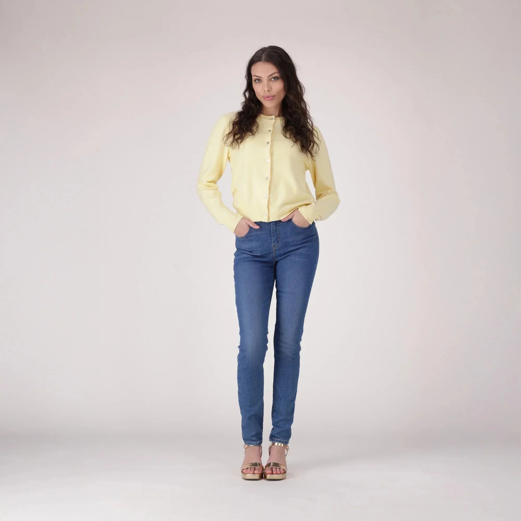 Levi's 721 High-Rise Skinny Dark Indigo Worn-In Women's Jeans - Gomix Brands Outlet